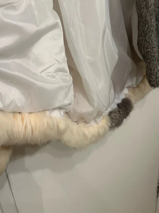 Luxury Two-Tone rabbit Fur Jacket in Gray and Cream vintage - Picture 6 of 6